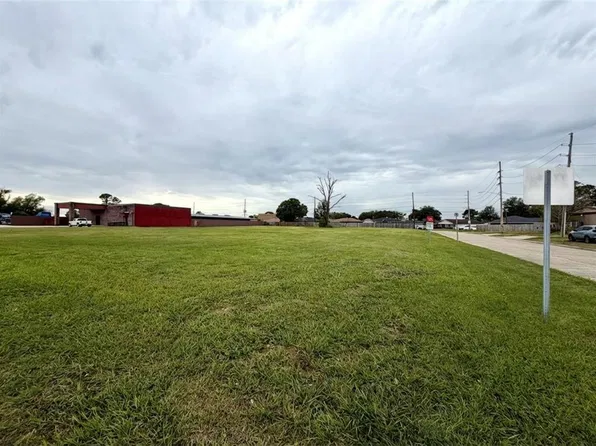 3100 Barataria Blvd, Marrero, LA 70072