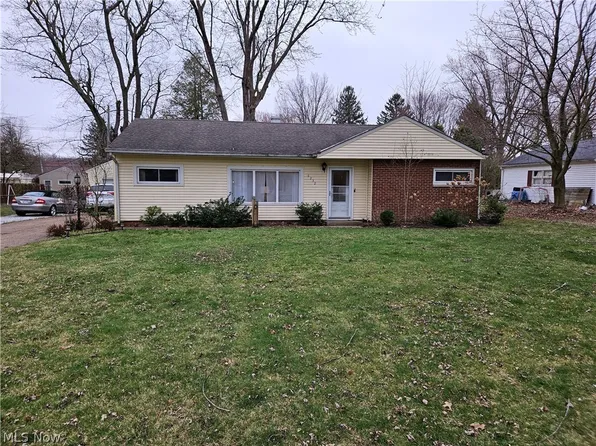 6232 Montrose Dr, Madison, OH 44057