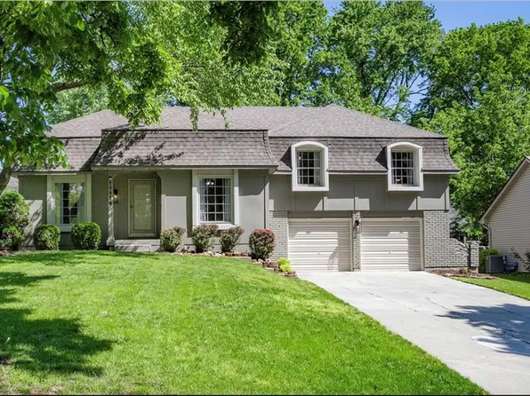 11116 W 99th Ter, Overland Park, KS 66214