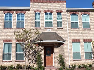 208 Lily Ln, Lewisville, TX, 75057