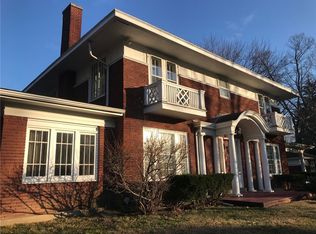 254 N Pine St, Decatur, IL 62522