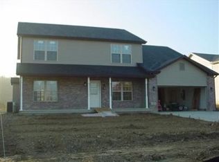 222 Golden Eagle Dr, Valparaiso, IN 46385