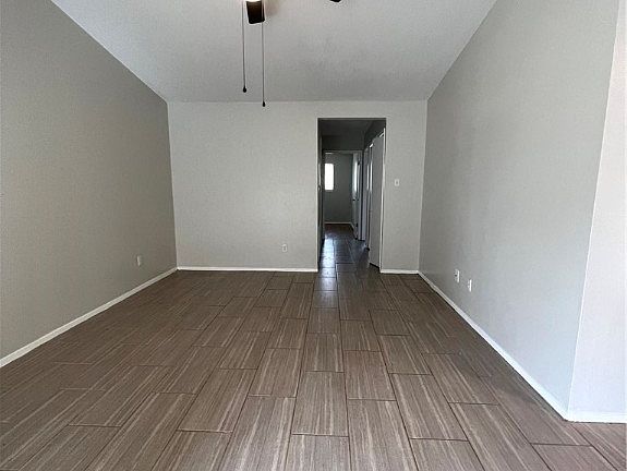 2nd image of 1407 S Dexter Dr