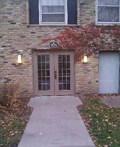 1st image of 928 Westbrooke Way APT 2
