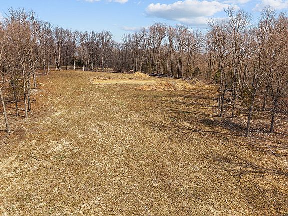 4th image of 745 Pardon Road