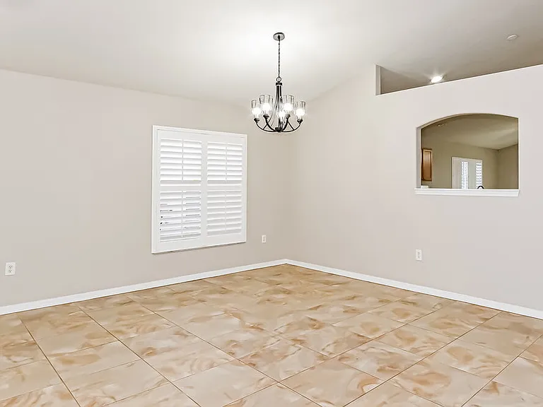 14643 Lady Victoria Blvd — Photo 5