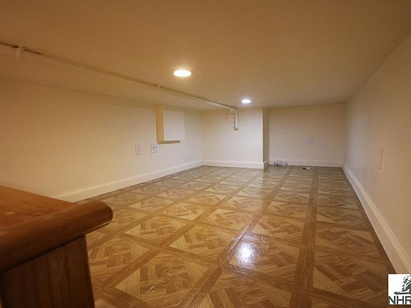 3rd image of 351 W 29th St APT 10