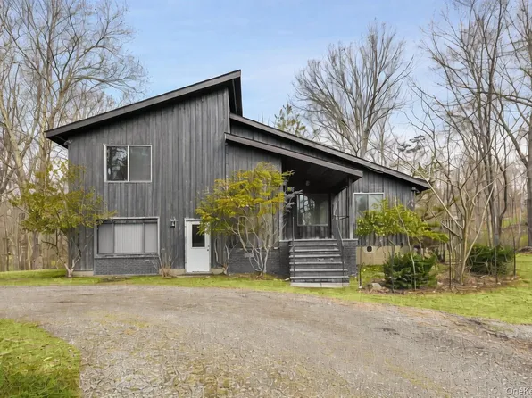 110 Cross Pond Road, Pound Ridge, NY 10576