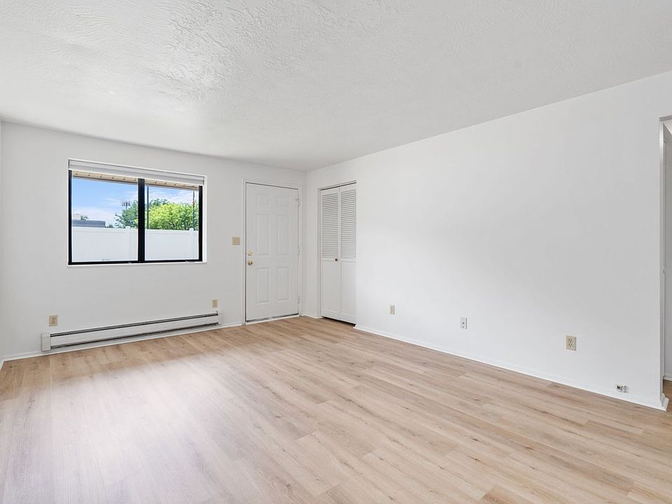 1st image of 607 S Main St #377