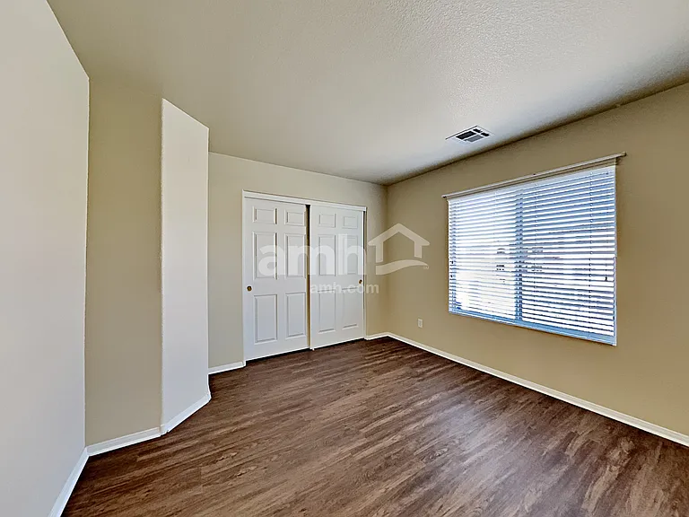 520 Moses Lake Ct — Photo 14