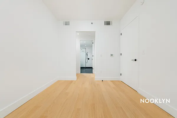 Rented by Nooklyn NYC LLC | media 160