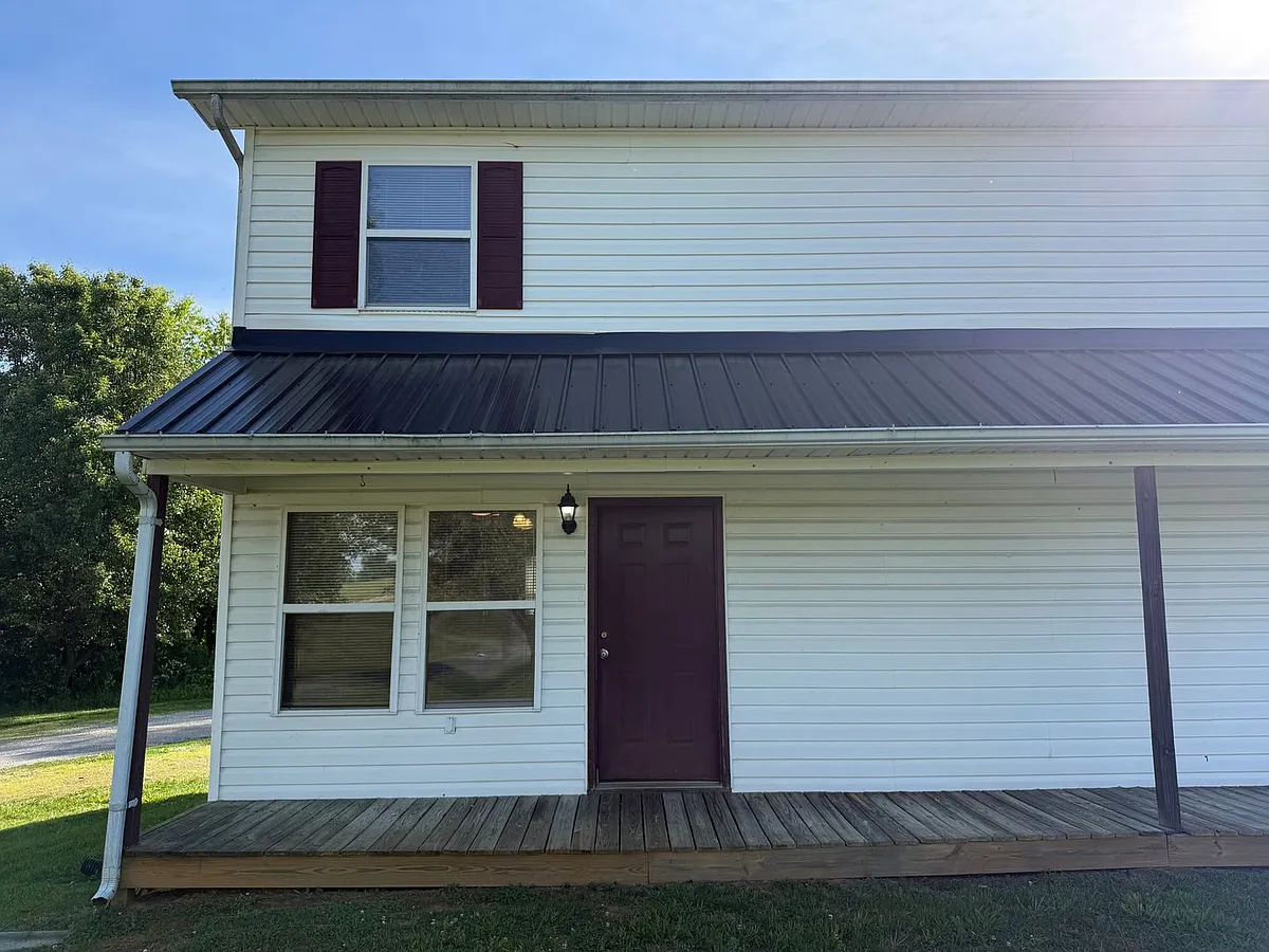 Building Photo - 5525 Jones Bridge Rd