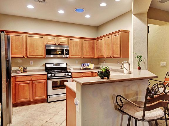 3rd image of 2405 W Honor Ct