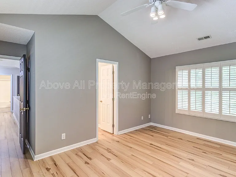 103 Unaka Ct — Photo 48