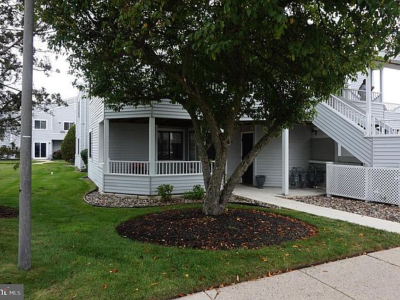 2nd image of 3101 Sherry Ct