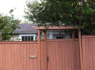 6008 8th Ave NE, Seattle, WA 98115