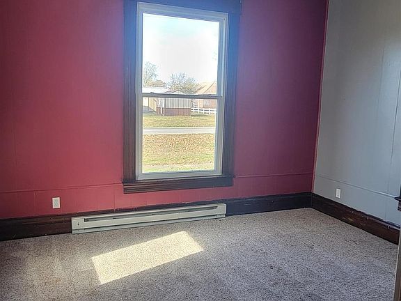 5th image of 308 S Lincoln St
