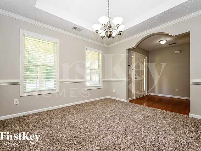3349 Meadovista Dr — Photo 4