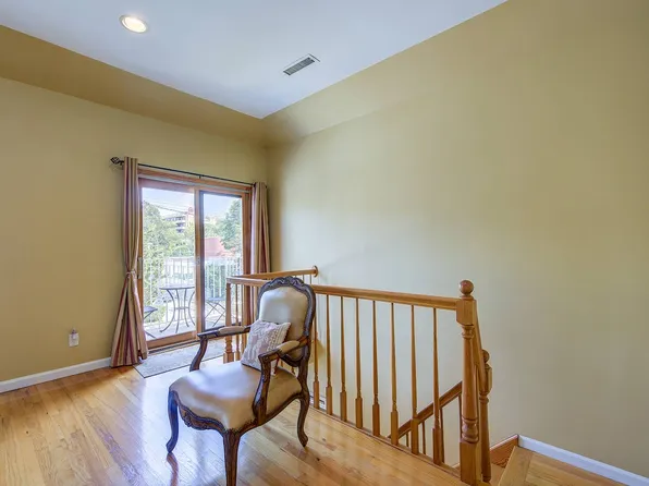 160-32 11th Avenue image 16 of 40