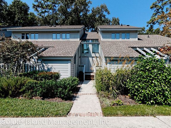 3rd image of 133 Windward Village Dr