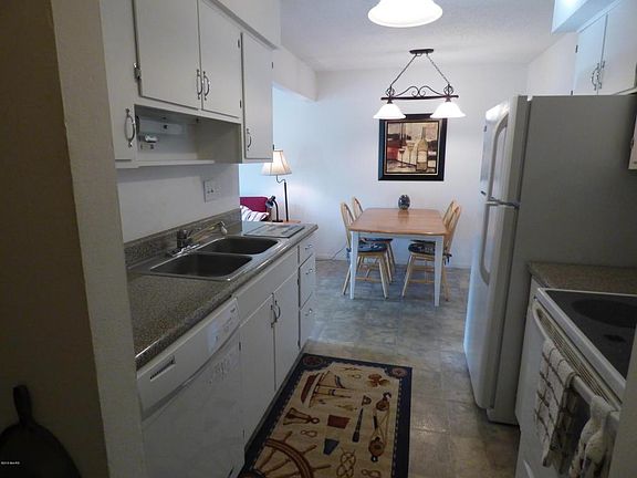 3rd image of 2574 Cherrywood Ct