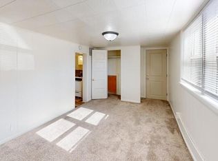 1002 N 4th St #4, Bismarck, ND 58501