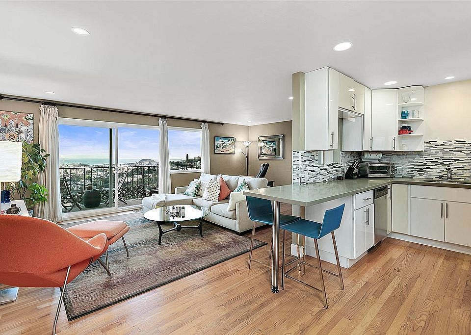 1st image of 20 Parkridge Dr APT 7