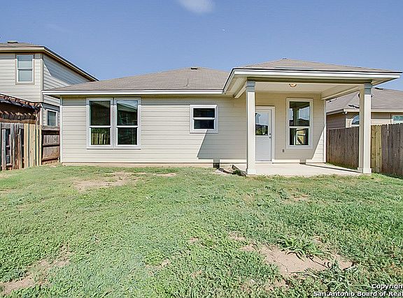 5th image of 8735 Dove Oak Ln