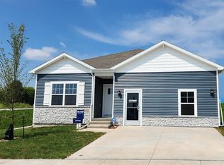 604 Maddie Ln, Tiffin, IA 52340