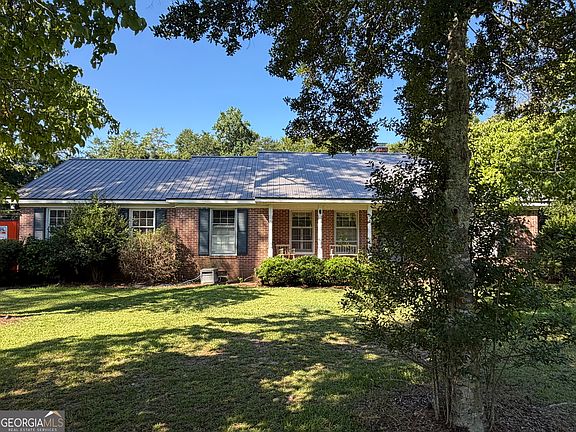 2nd image of 290 Virginia Cir