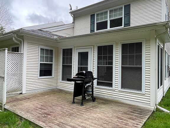 3rd image of 25 Linden Drive