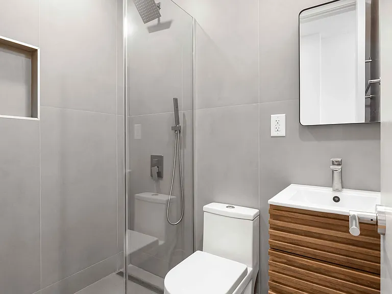 141 2nd Ave #11 — Photo 9