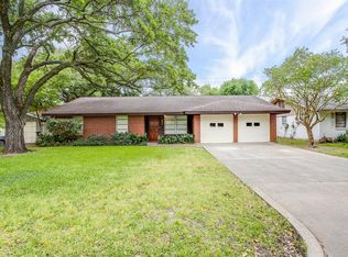 8939 Altamont Dr, Houston, TX 77074