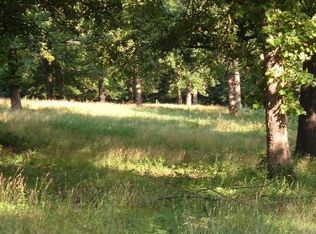 Dutchmans Dr, Rogers, AR 72756