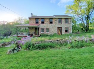 89 Pinchers Point Rd, Phillipsburg, NJ 08865