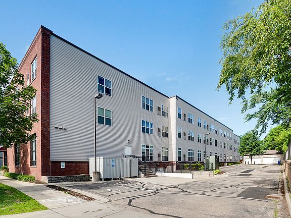 4th image of 755 Selby Ave #46cc3a0bd