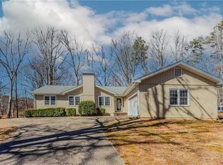 4471 Hidden Oaks Dr, Flowery Branch, GA 30542