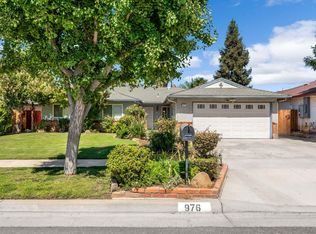 976 E Minarets Ave, Fresno, CA 93720