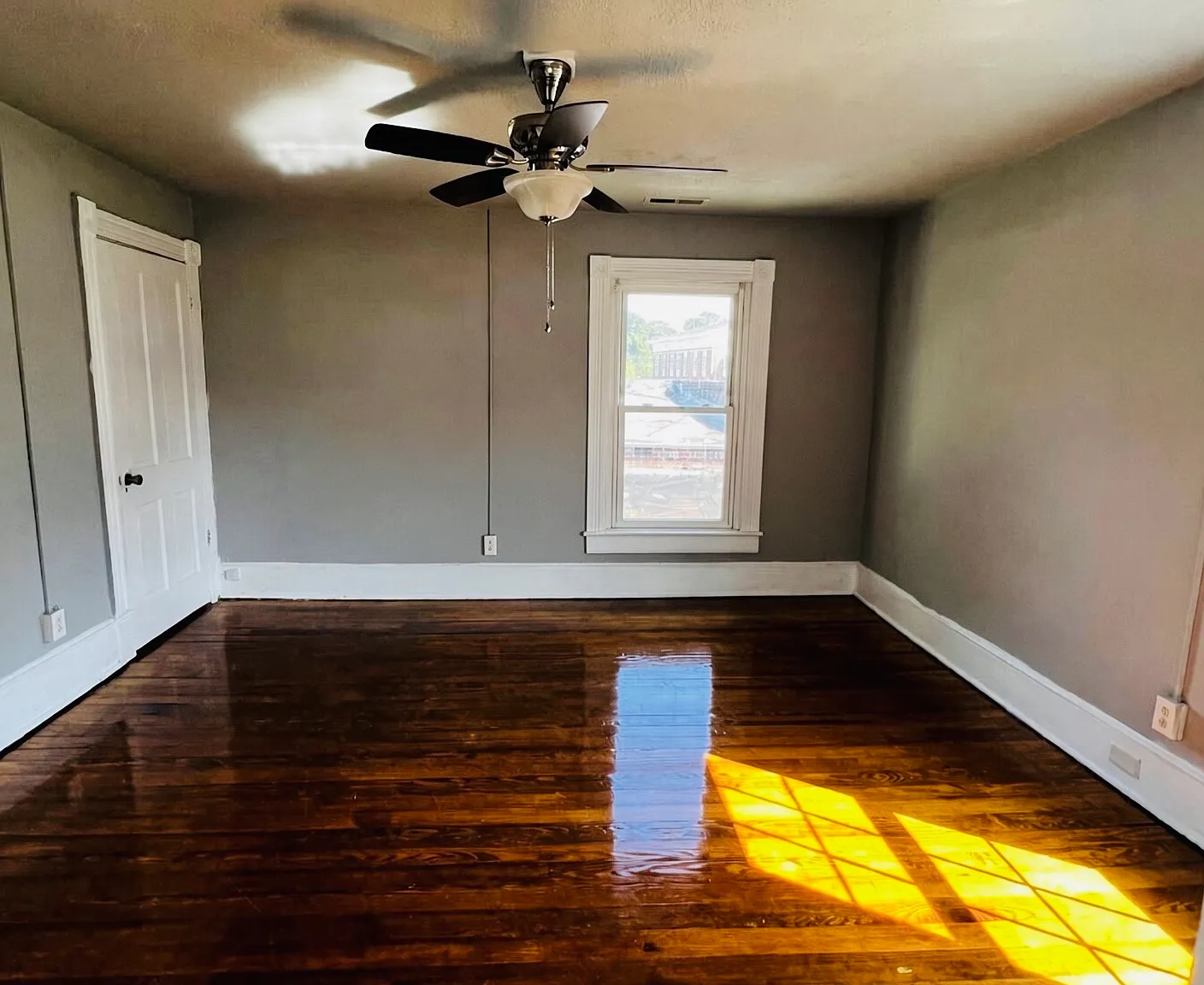 1 bed, 1000 sqft, $1,000 — Photo 4