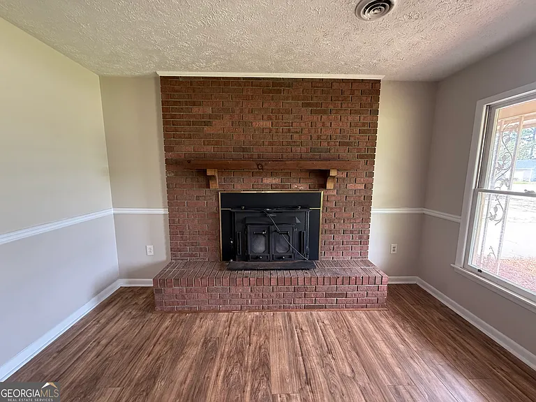 602 Hillcrest Dr — Photo 20