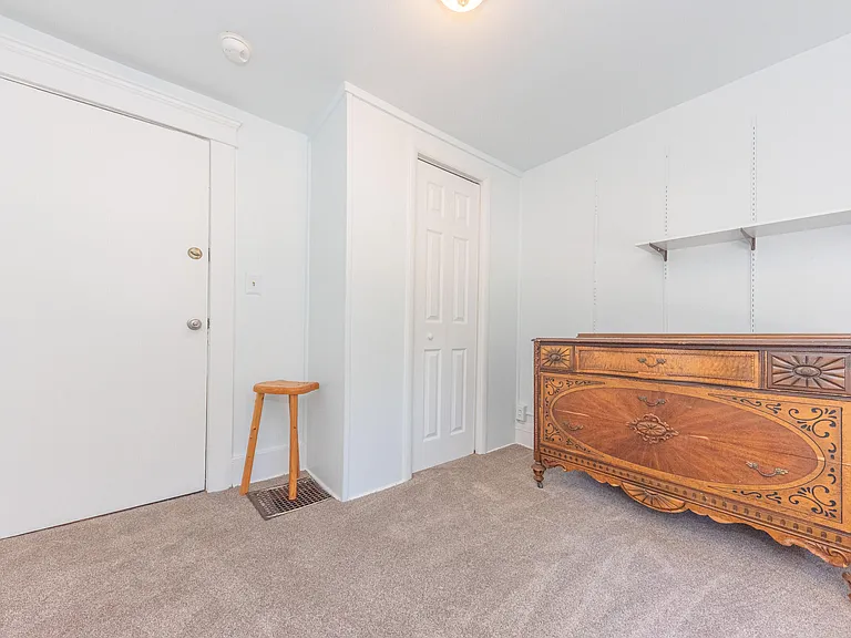 1123 W Huron St — Photo 37