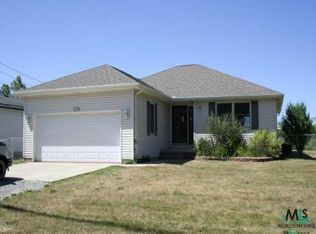 1100 W #W, Marine City, MI 48039