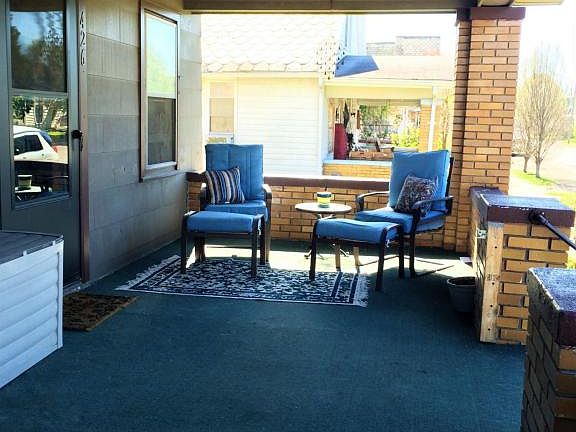 Spacious front porch