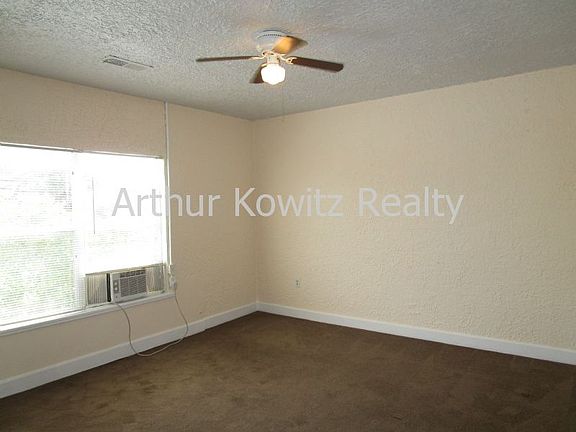 3rd image of 319 5th Ave APT 7
