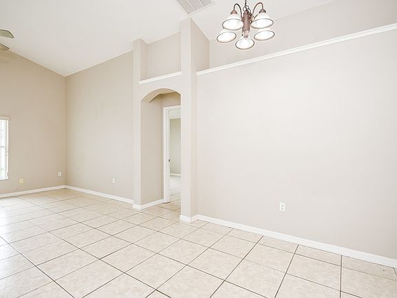 5th image of 2404 Black Powder Ln