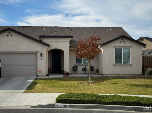 2321 Cardinal St, Delano, CA 93215