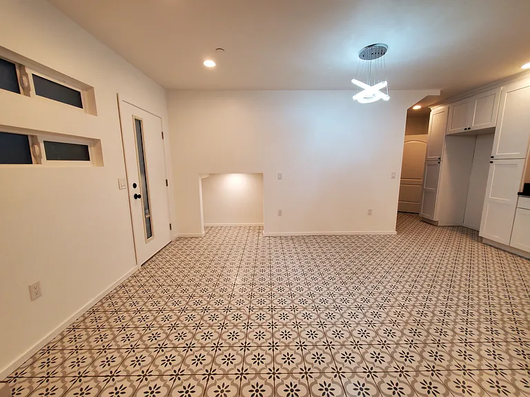 2522 Delaware St — Photo 15