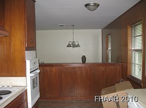 3rd image of 807 Cove Ave