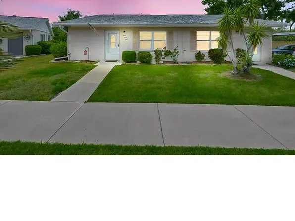 2202 Clubhouse Dr, Sun City Center, FL