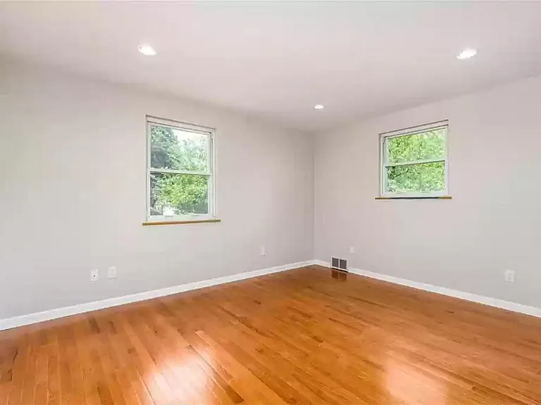 828 Pallas Dr — Photo 15